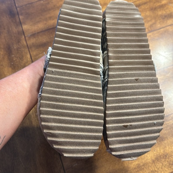 New camo leopard combo slip on shoes~ - Picture 6 of 7